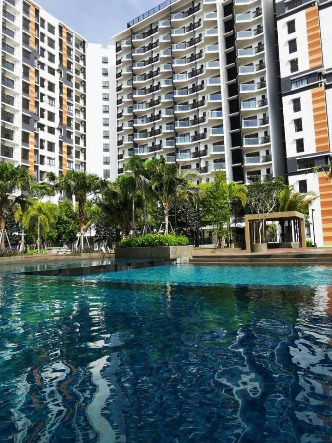 Timurbay By Dfamilia, Ground Floor Suite With Easy Access To The Pool And Beach Kuantan Kültér fotó